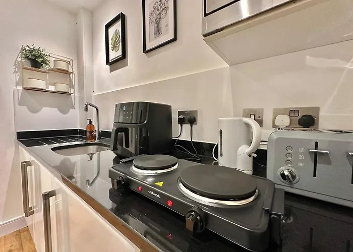 One Bedroom Flat By Brookland Serviced Short Lets With Free Wifi