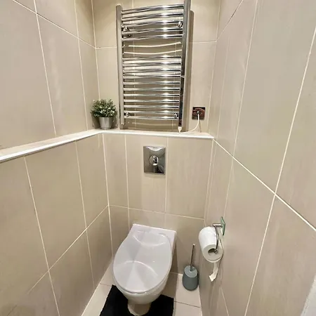 One Bedroom Flat By Brookland Serviced Short Lets With Free Wifi Апартаменти Лідс