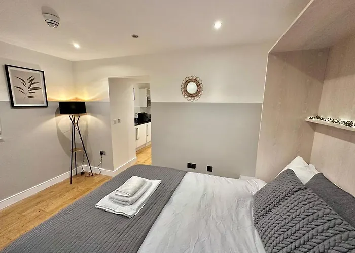 Lägenhet One Bedroom Flat By Brookland Serviced Short Lets With Free Wifi *